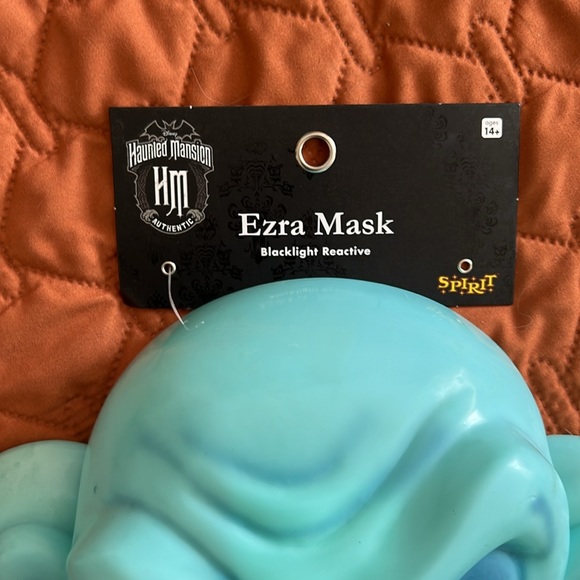 Haunted Mansion Ezra Mask - Picture 2 of 2